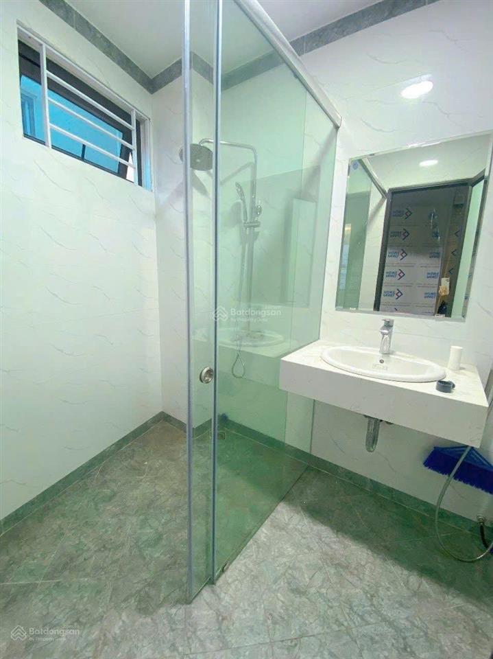 Cho thuê phòng trọ full đồ 1,5tr ở cạnh 61 hoàng cầu, đống đa, hà nội