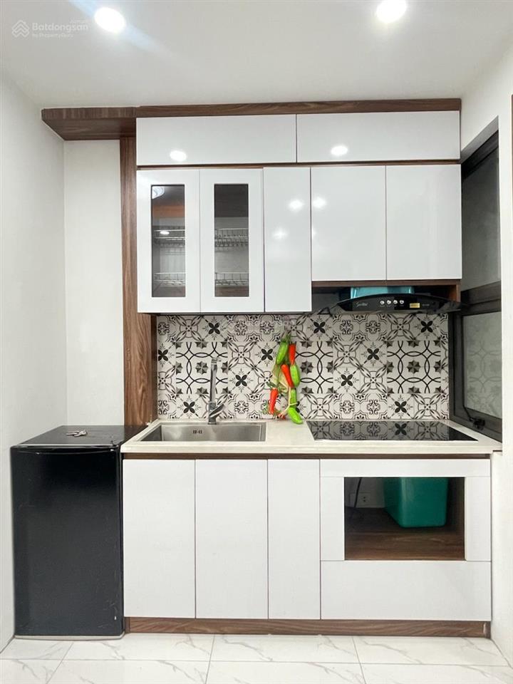 Cho thuê phòng trọ full đồ 1,5tr/th cạnh 61 hoàng cầu, đống đa, hà nội