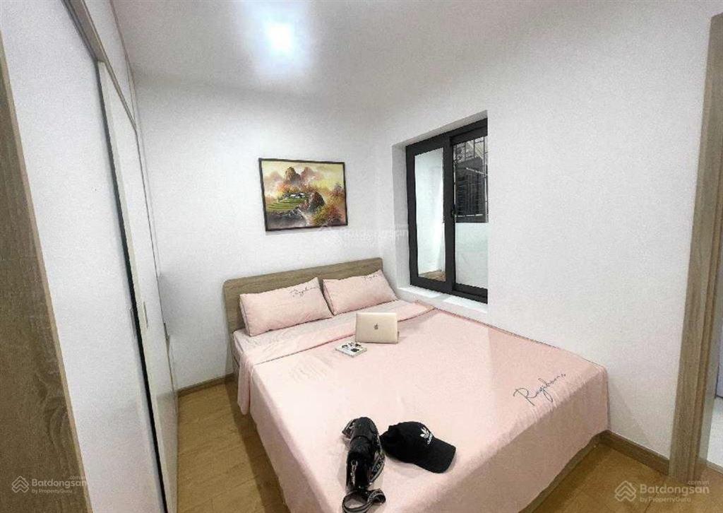 Cho thuê phòng trọ full đồ 1,6tr/th ở gần 61 hoàng cầu, đống đa, hà nội