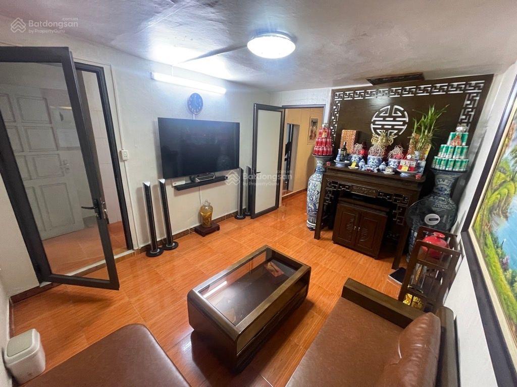 Chính chủ bán tập thể thành công. ba đình hà nội. tầng 2. rộng thênh thang 80m2 giá 5,8 tỷ. có tl