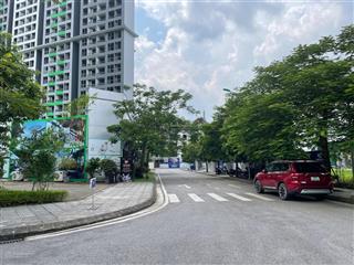 Hàng cực hot! cần bán gấp lô biệt thự dự án dragon park văn giang. dt 245m2. mt 9m.  0986 459 ***