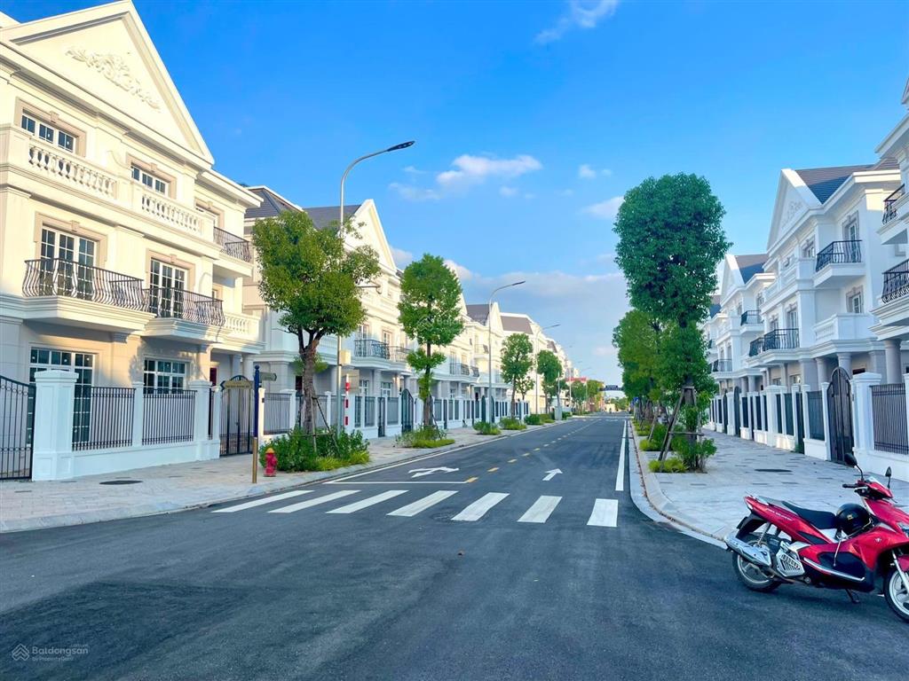 Hàng cực hot! cần bán gấp căn liền kề đã có sổ dự án eurowindow twin park gia lâm. dt 75m2