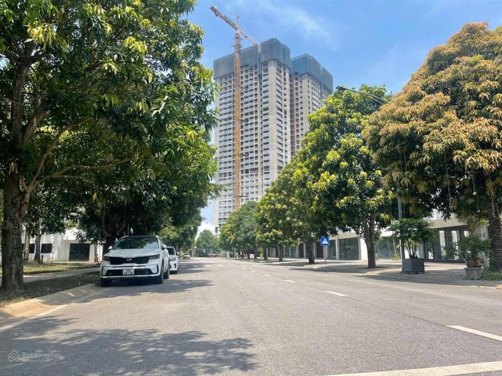 Hàng cực hiếm! chính chủ cần bán lô liền kề phân khu spring valley  ecopark rất đẹp. dt 105m2