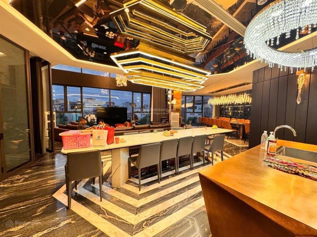 [bán gấp] lô góc vip mặt phố dương khuê  85m 9 tầng  mặt tiền 17m  giá 55 tỷ