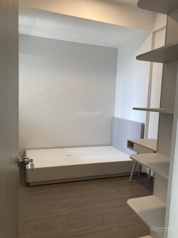 Bán căn 2pn 2wc view nội khu, nhà mới 100% chưa ở, gồm nt cc west gate