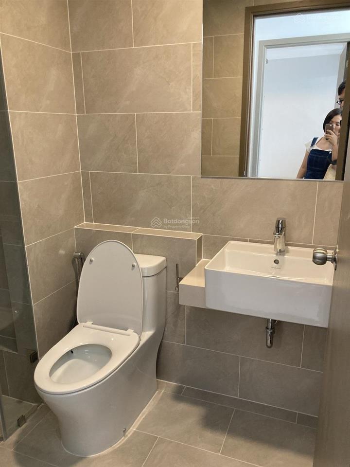 Bán căn 2pn 2wc view nội khu, nhà mới 100% chưa ở, gồm nt cc west gate