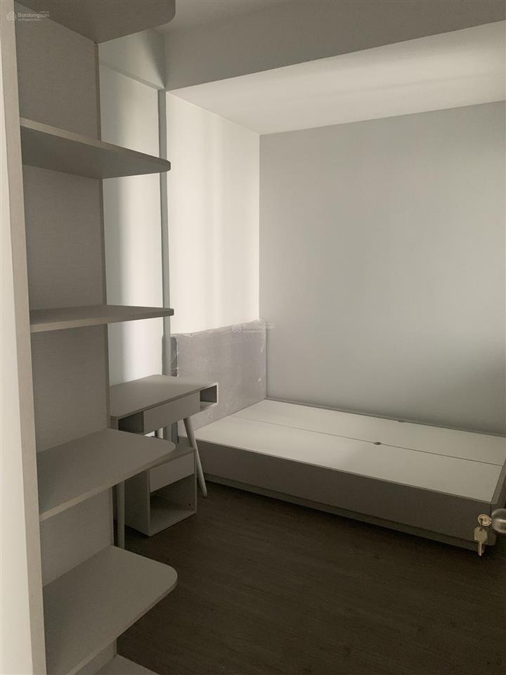 Bán căn 2pn 2wc nhà mới 100% chưa ở chung cư west gate, gồm nội thất