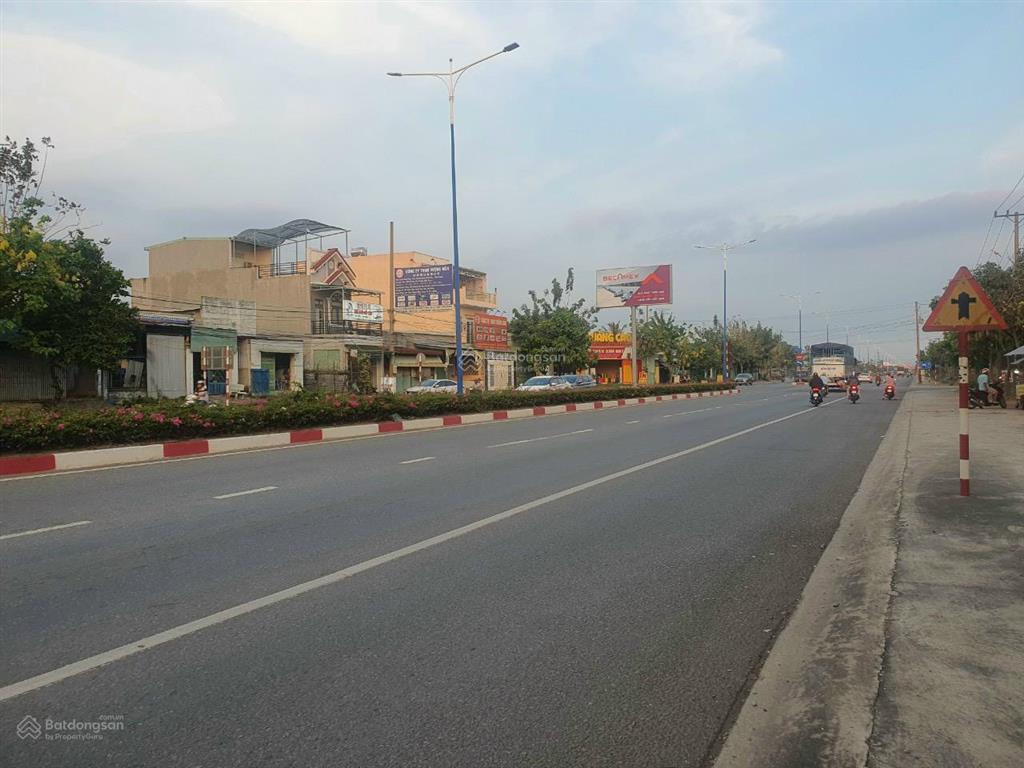 Bds mặt tiền, dòng tiền 9 triệu ngay trung tâm thành phố mới