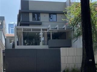 Biệt thự đường hoa phú nhuận, dt 16 x 18m trệt, 2l st, giá 100tr/th