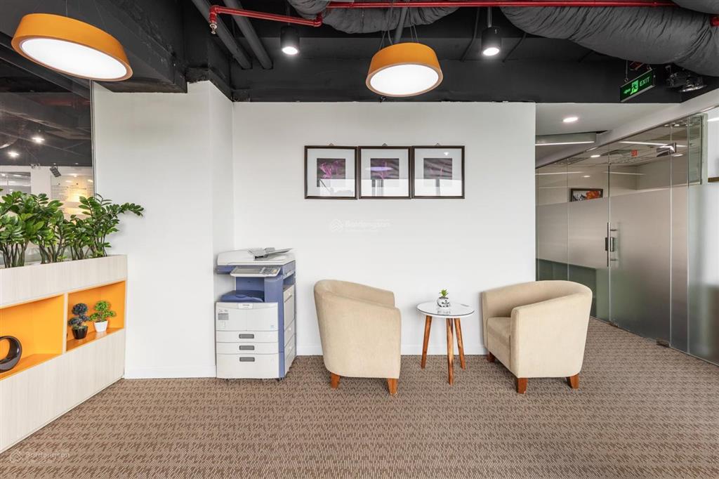 Cho thuê biệt thự 138 lý tự trọng, phường bến thành, quận 1  18m x 33m 1 trệt và 2 lầu