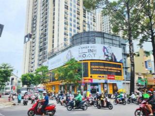 Cho thuê góc 2 mặt tiền rộng võ văn kiệt gần trần đình xu quận 1