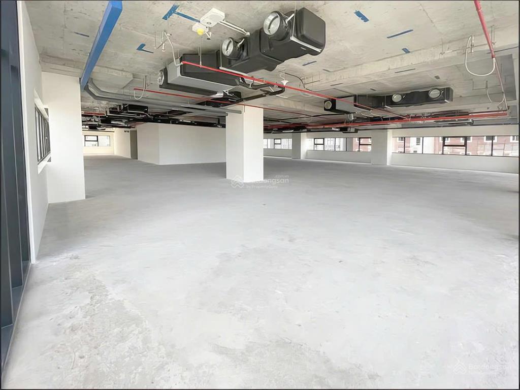Siêu phẩm mặt tiền đường lê văn việt ngang 22 dài 40m trung tâm thủ đức