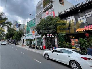 Biệt thự mặt tiền 352 phan xích long, phường 2, quận phú nhuận