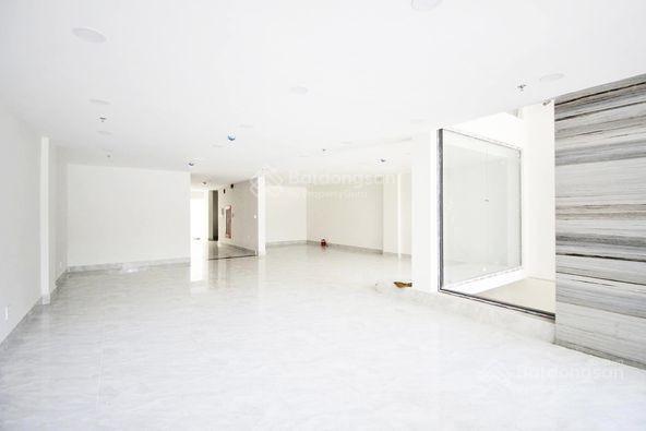 Cho thuê tòa building văn phòng mới xây mt hoàng văn thụ phú nhuận  dtsd 4000m2