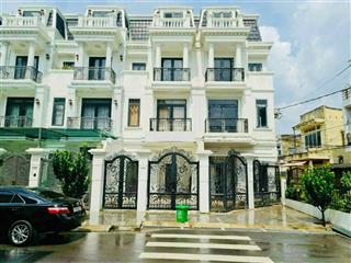 Nhà thô cần bán kdc tín nghĩa 6,8 tỷ góc 3 mặt tiền siêu hiếm cần bán sổ sẵn công chứng ngay