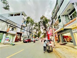 Nhà mặt tiền phan đình phùng góc 2 mặt tiền, giá 12,5 tỷ, nhà lầu, 101m2 cho thuê 20tr/th