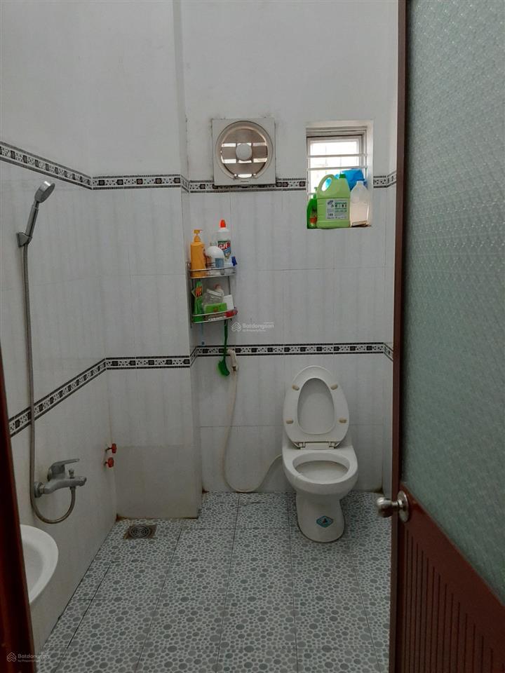 Nhà bán p. quang vinh 1 trệt 3 lầu 5 phòng ngủ 5.2 tỷ 286m2 sử dụng sổ hồng hoàn công đường 8m