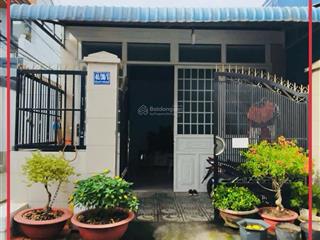 Nhà bán 100m2 góc 2 mặt tiền đường 6m 3,6 tỷ bên hông bv tâm thần 2 phòng ngủ vị trí đẹp