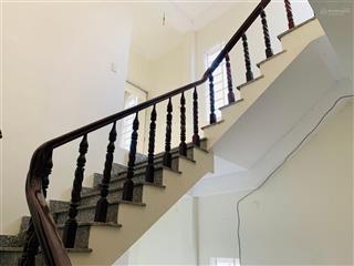 Nhà gần công an tp.biên hoà xây 3 tấm 182m2 sàn giá 3,95 tỷ sổ riêng hoàn công xe hơi tận ngõ