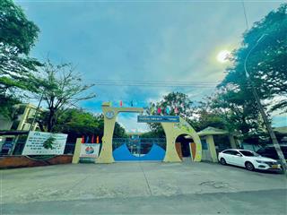 Nhà bán 120m2 gần chợ tân phong 5,6 tỷ vị trí kinh doanh cấp 4 rộng thoáng đường xe tải qua lại