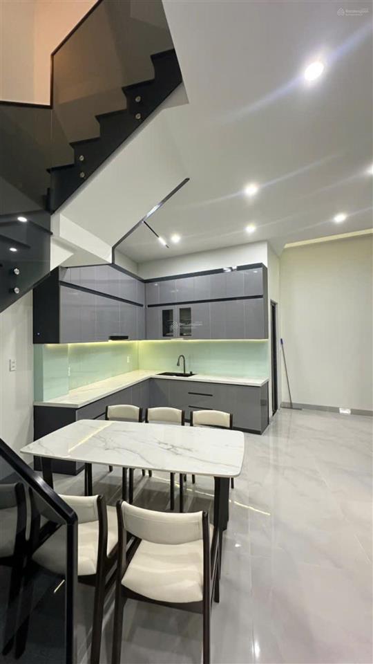 Nhà bán p.thống nhất 66m2 nhà 2 lầu 5pn hoàn công 4,9 tỷ 1 xẹc xe hơi văn hoa villas