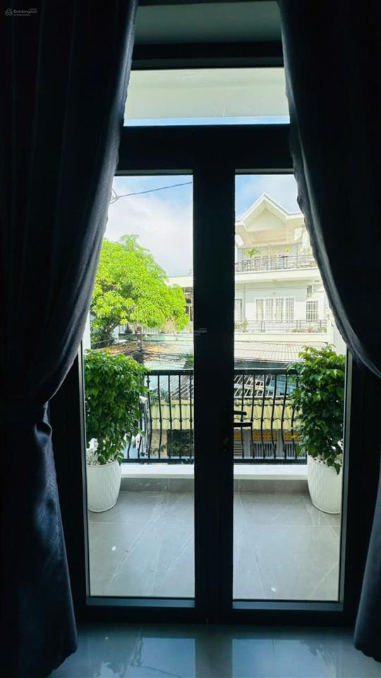 Nhà bán p.thống nhất 66m2 nhà 2 lầu 5pn hoàn công 4,9 tỷ 1 xẹc xe hơi văn hoa villas