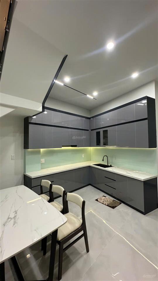 Nhà bán p.thống nhất 66m2 nhà 2 lầu 5pn hoàn công 4,9 tỷ 1 xẹc xe hơi văn hoa villas