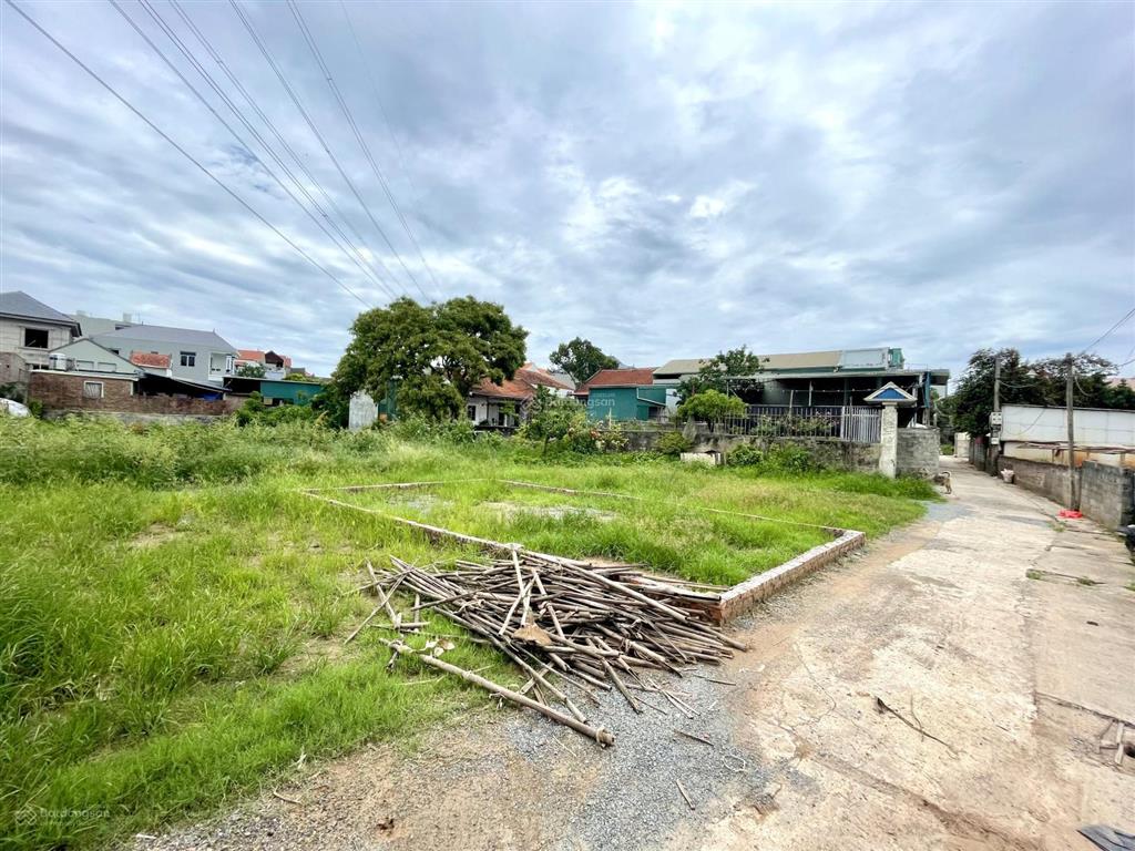 Lô đất rẻ nhất phường chương mỹ bám trục đường ql6 đang mở rộng