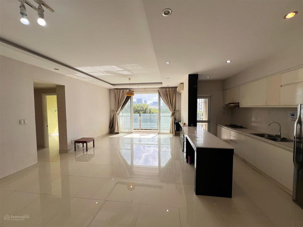 Bán nhanh căn hộ riverpark residence , diện tích 123m2, 3 phòng, căn góc, view công viên, giá tốt.