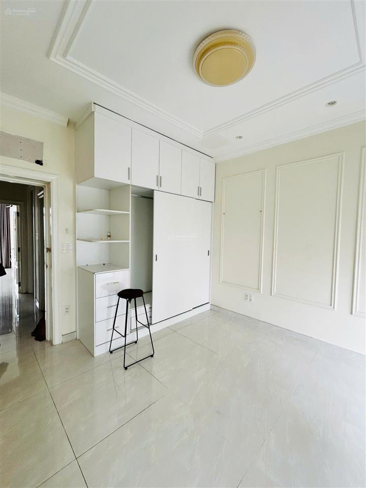 Bán penthouse phú mỹ hưng có sân vườn to, ngay trung tâm tài chính và trường đinh thiện lý. giá tốt