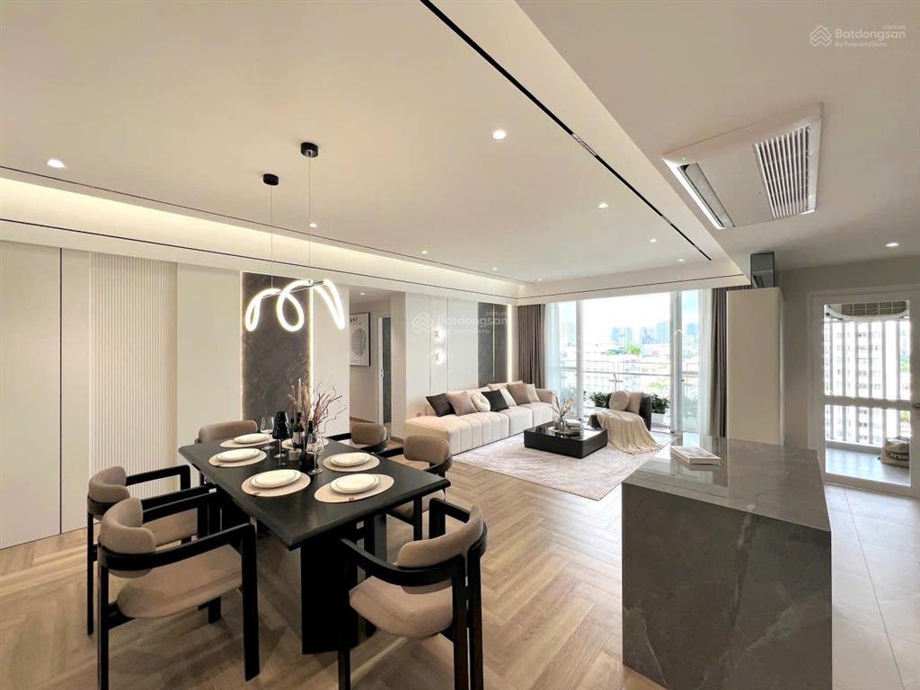 Bán căn hộ nội thất mới 100%, diện tích 123m2, 3pn2wc, căn góc, view công viên, chìa khóa trao tay