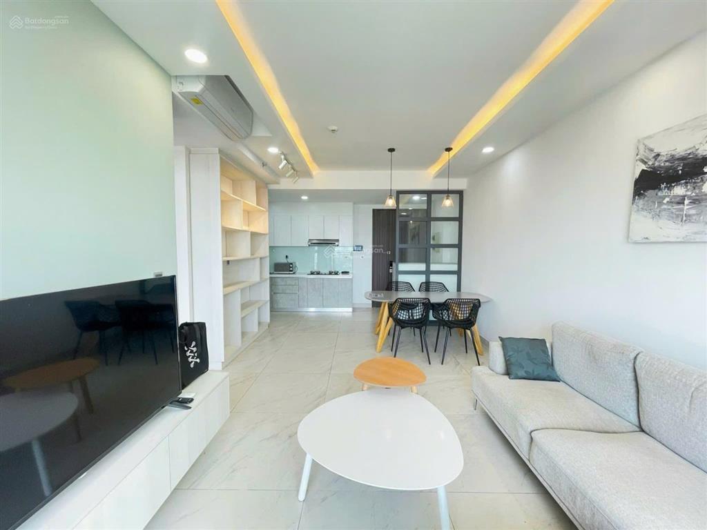 Tin thật. bán nhanh căn góc 2pn midtown tầng cao view biệt thự siêu thoáng. dt 84m2, 2pn, có ô xe