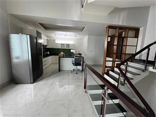 Hẻm xe tải lê văn sỹ, p14, q3, 4,5x20,5m, trệt 3 lầu st, giá 15 tỷ tl