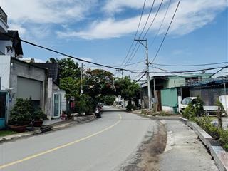 Bán nhà trệt lửng kê khai 99  căn góc 2 mặt tiền đường