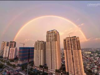 Chính chủ lên phố cần bán căn 74m2 bc đông nam 2pn 2pn đủ đồ giá 5.750tỷ toà ct1 full đồ