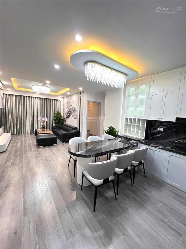 Chính chủ mua liền kề nên cần bán căn 133m2 3pn 3vs toà hpc 105 full đồ đẹp giá 8.5 tỷ có gia lộc