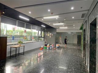 Bán sàn tmdv 500m2 và 2400m2 bể bơi sở hữu lâu dài tại usilk city  tố hữu sẵn dòng tiền 2 tỷ/năm