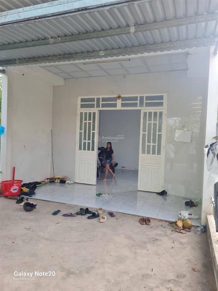 Bán nhà gần chợ phú thứ đường trương vĩnh nguyên, p hưng phú, cần thơ lộ xe oto tới cách chợ 800m