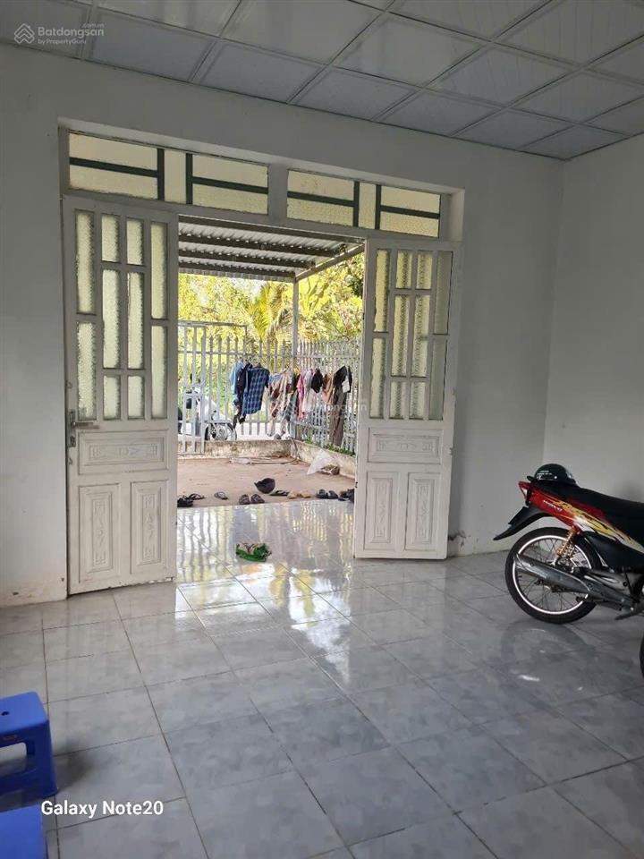 Bán nhà gần chợ phú thứ đường trương vĩnh nguyên, p hưng phú, cần thơ lộ xe oto tới cách chợ 800m