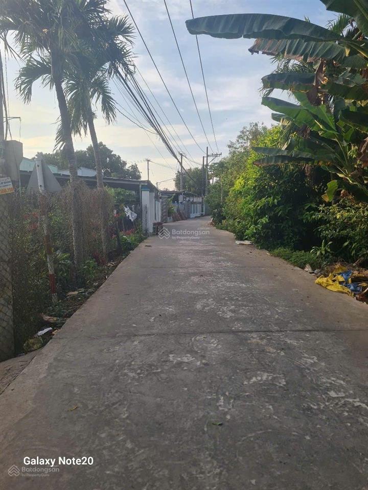 Bán nhà gần chợ phú thứ đường trương vĩnh nguyên, p hưng phú, cần thơ lộ xe oto tới cách chợ 800m