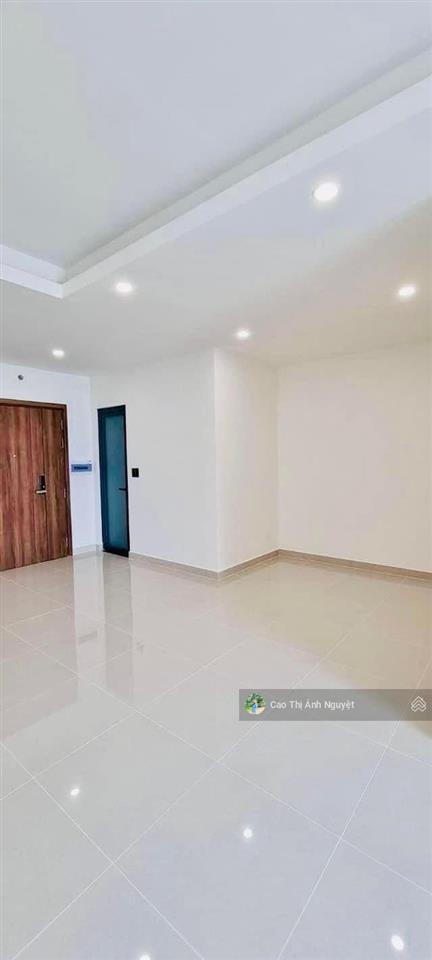 Cho thuê ccho thuê căn hộ 02 pn q7 saigon view sông giá 9tr/th, có nội thất, nhà mới.  0905 705 ***