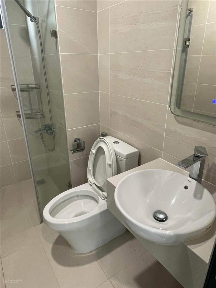 Cho thuê ccho thuê căn hộ 02 pn q7 saigon view sông giá 9tr/th, có nội thất, nhà mới.  0905 705 ***