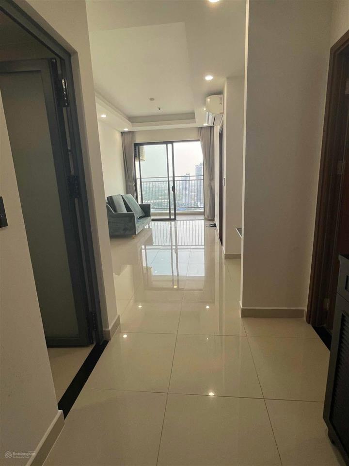 Cho thuê ccho thuê căn hộ 02 pn q7 saigon view sông giá 9tr/th, có nội thất, nhà mới.  0905 705 ***