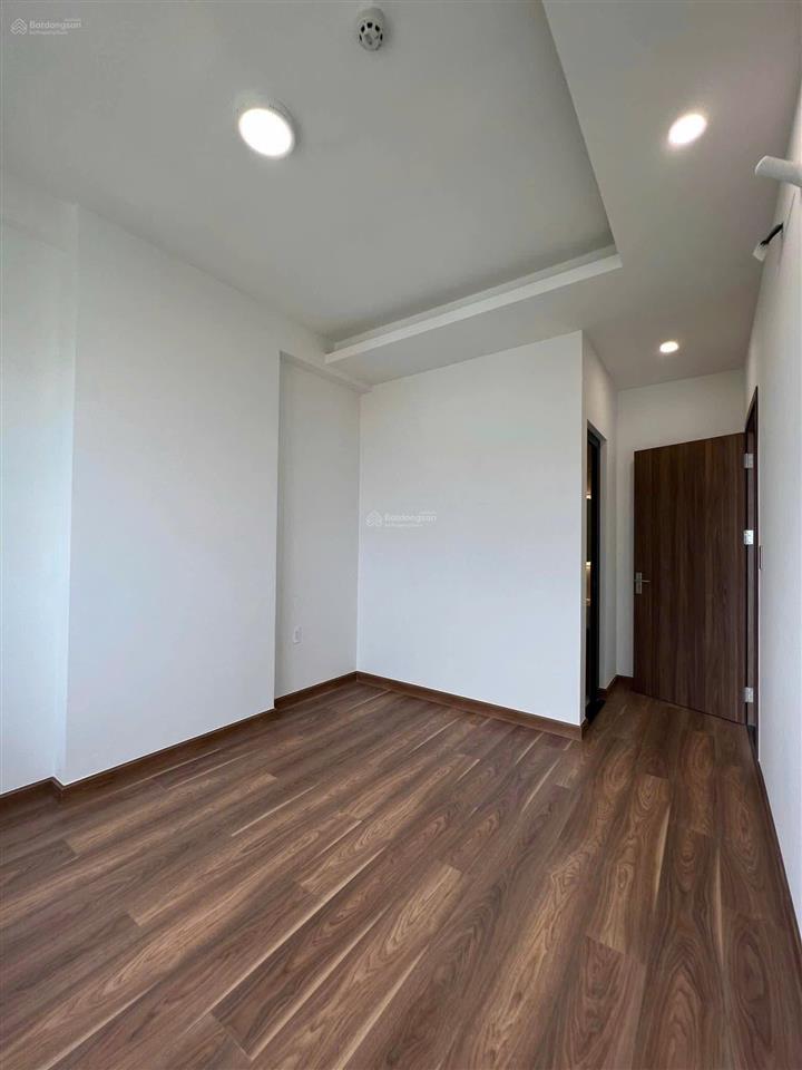 Cho thuê căn 2pn q7 saigonriverside giá 9tr/ tháng full nội thất bếp.  0905 705 ***