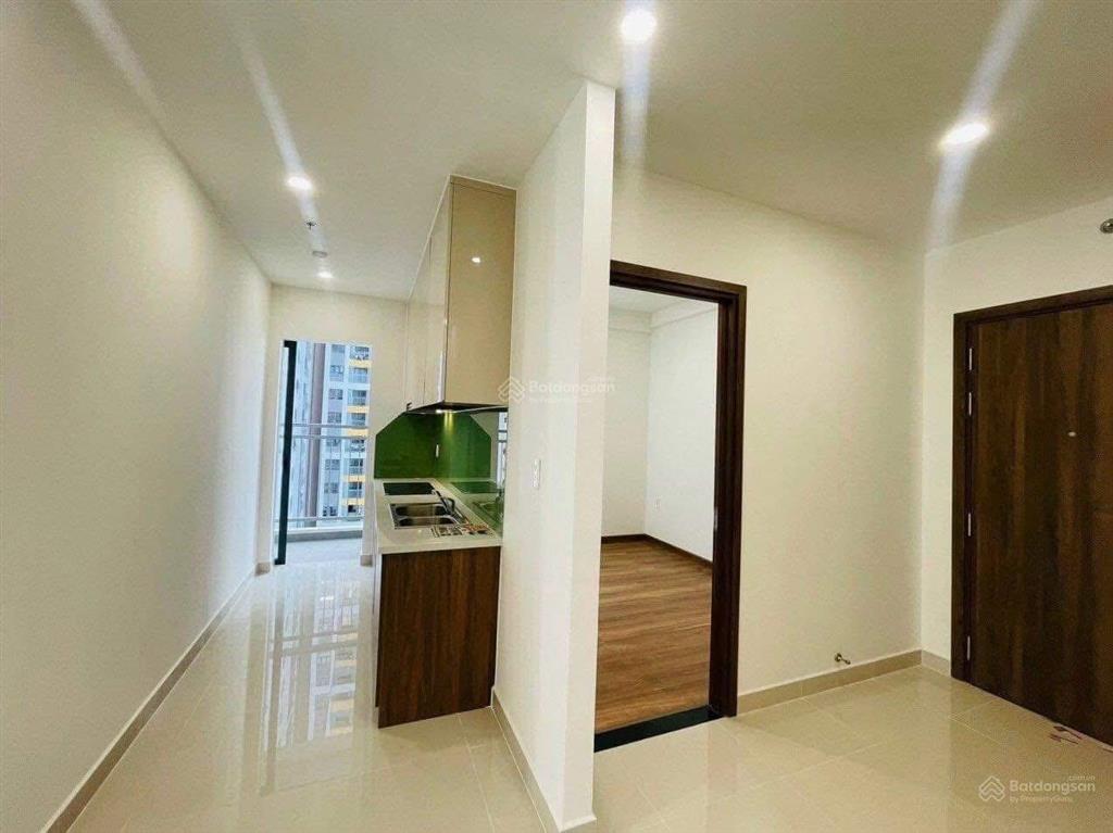 Cho thuê 2pn q7 saigonriverside nhà mới giá thuê 9tr/ thang có nội thất bếp.  0905 705 *** nguyệt
