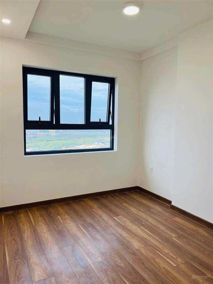 Cho thuê 2pn q7 saigonriverside nhà mới giá thuê 9tr/ thang có nội thất bếp.  0905 705 *** nguyệt
