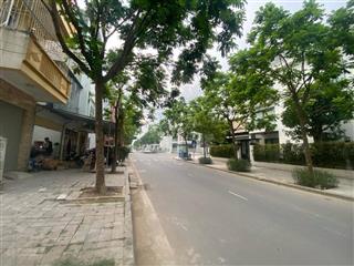 Tuyệt phẩm biệt thự mặt phố khu đt trung hòa nhân chính, 200m2, view sân chơi, kinh doanh