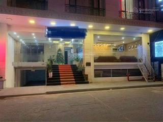 Bán building mặt phố dịch vọng hậu  cầu giấy, 150m2 mt 9m xây tuyệt đẹp