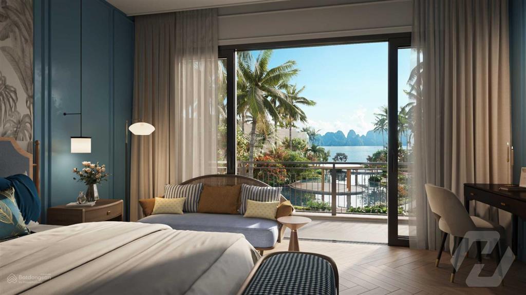 Biệt thự sát biển ha long, đất ở lâu dài, đã hiện hữu, có sân vườn, hồ bơi riêng, nhận nhà 2025