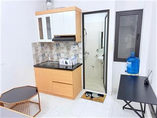 Chính chủ cho thuê phòng studio 20m2 ngõ 68 triều khúc full đồ ở 2 hoặc 3 người có thang máy